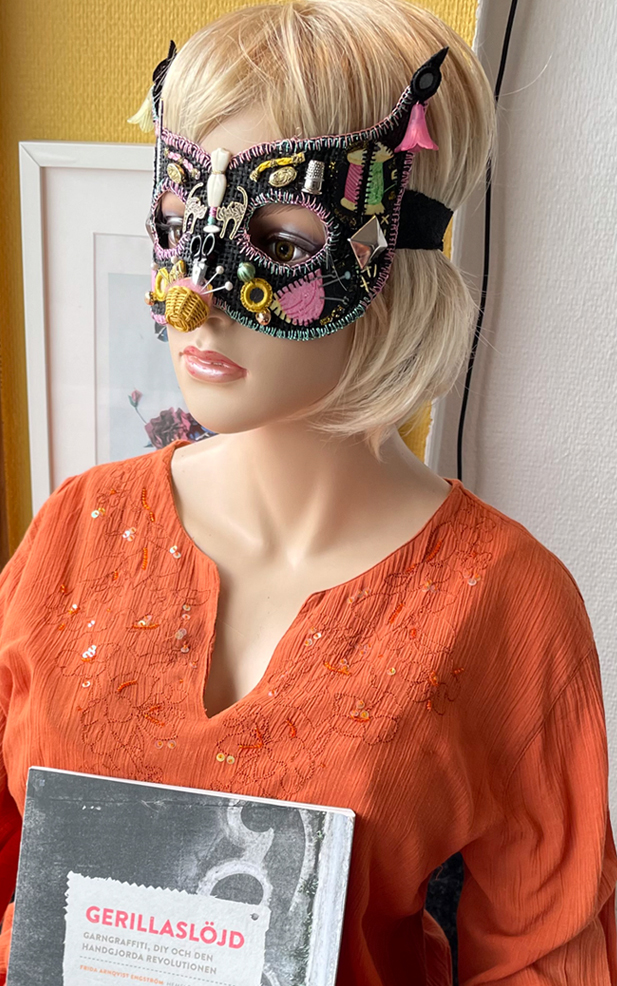 dollyMask